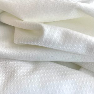 100% Polyester Plaid Design Knitted Fabric Off White Color For Garment插图